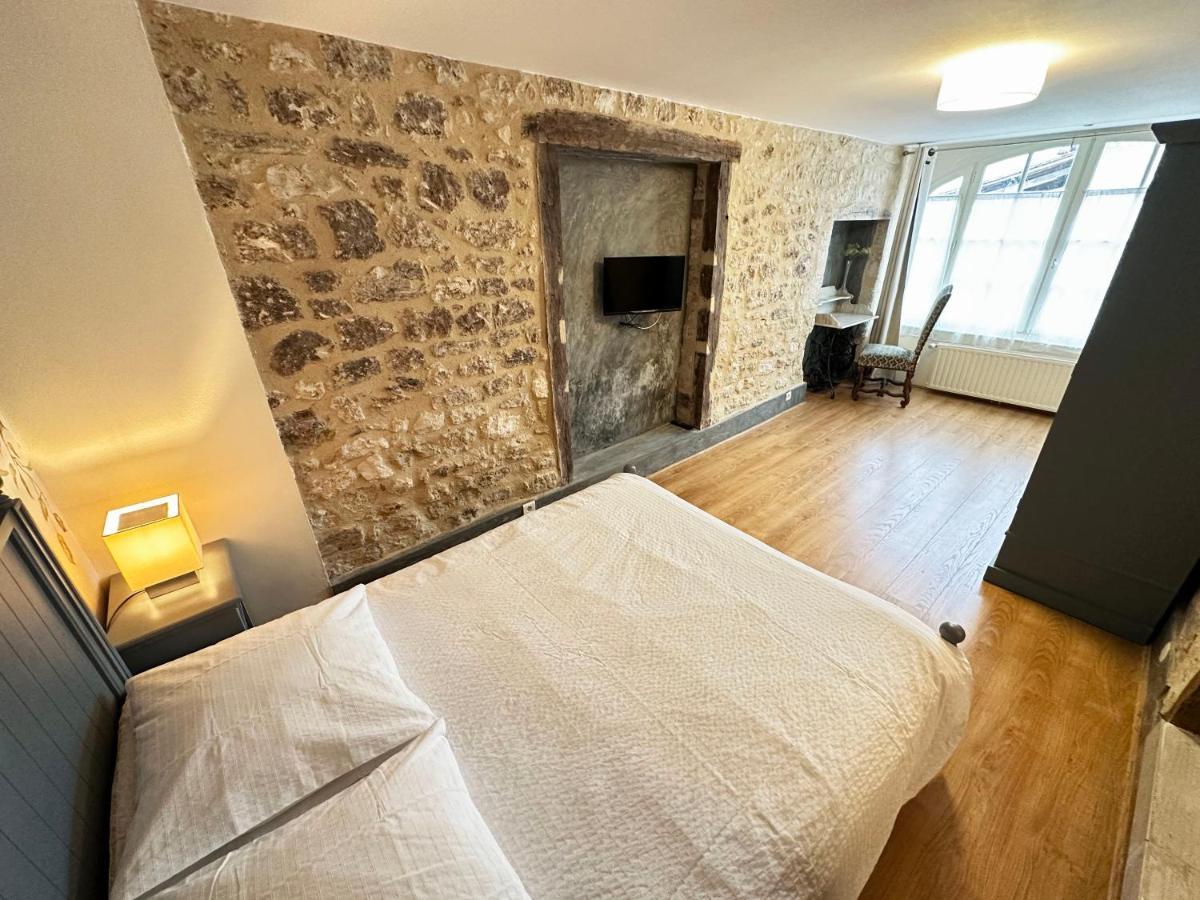 Gîtes du Château de Panisseau Thénac Extérieur photo